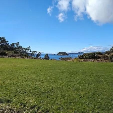 Sjohytte I Ryfylke Med 5 Soverom Сasa de vacaciones Hjelmeland